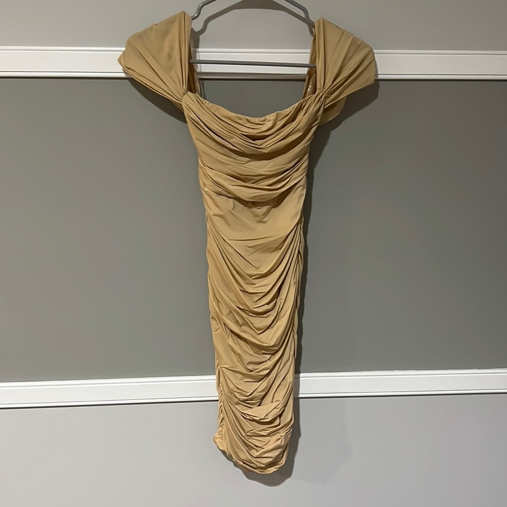 windsor beige bodycon dress
